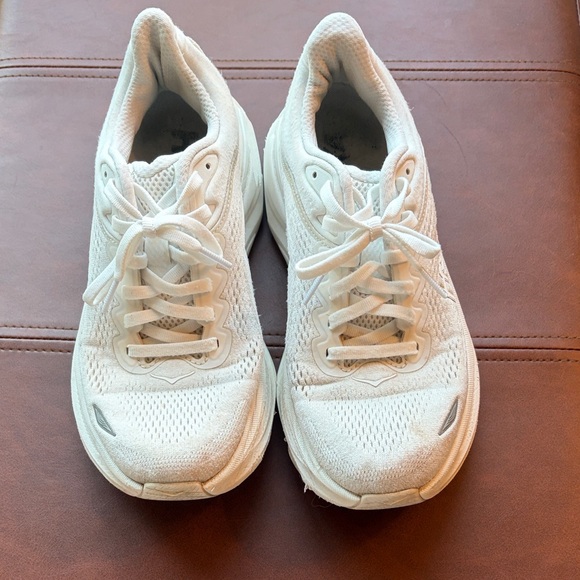 Hoka Shoes - HOKA Women’s Bondi 9 in white/white size 7
